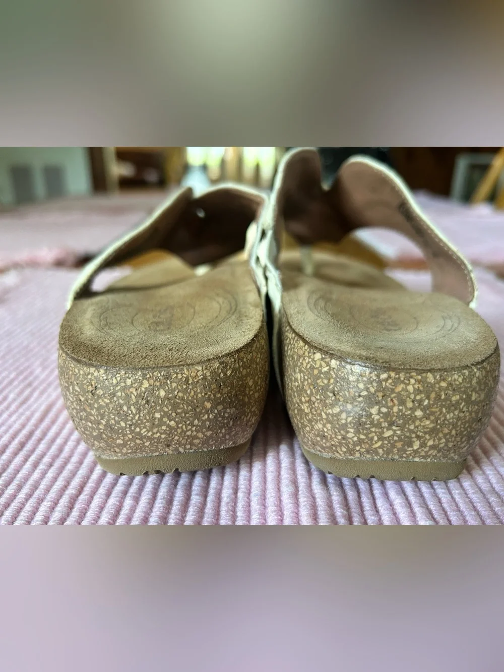 Taos Sun Queen Comfort Leather Cognac/Cream Thong Sandals - 7 - 7-1/2